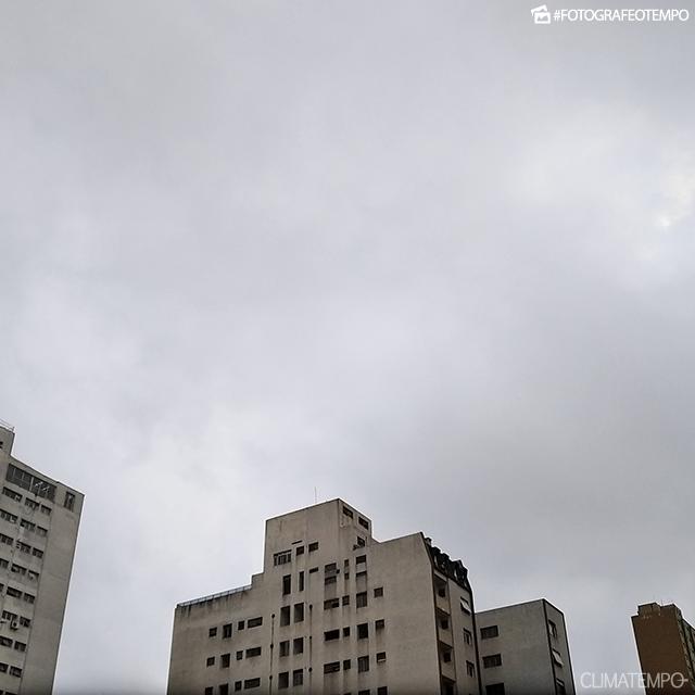 SP_SãoPaulo_PaulaSoares_29092017_nublado_nuvens