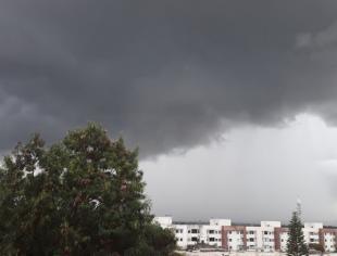 DF_Brasília-por-Jean-Claude-1-4-18-chuva-forte