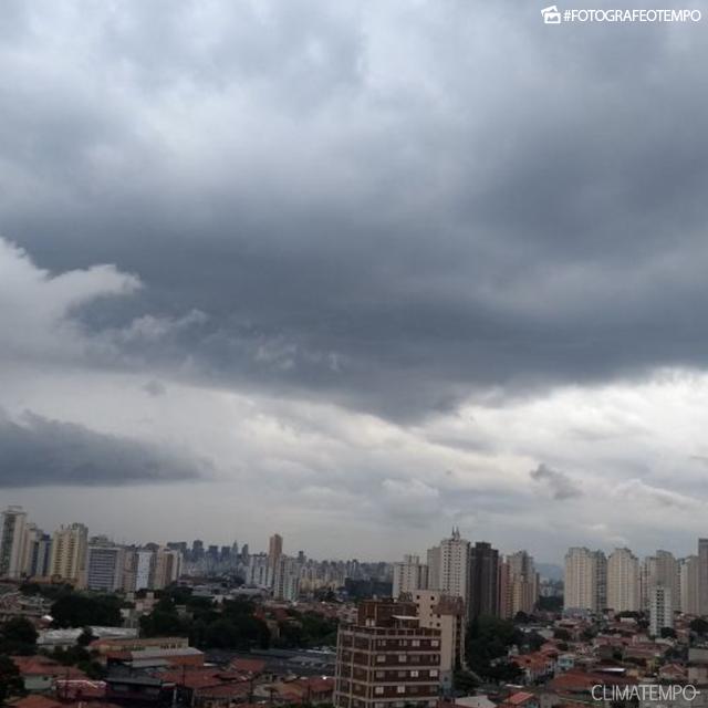 SP_São-Paulo-por-Angela-Ruiz-11-1-18-tarde-de-chuva_3