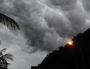 RJ_Volta Redonda por Elias de Oliveira Soares 19-12-18 nuvens de temporal_post