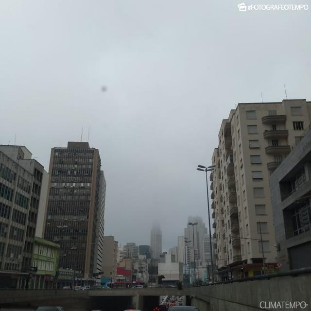 SP_SãoPaulo_AlessandraFerreira_25032019_neblina_nevoeiro_névoa_nublado