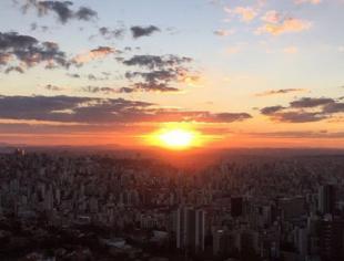 MG_Belo horizonte por Edison Shoji_nova_por do sol