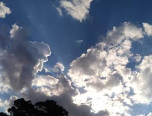 SP_São Paulo por Paula Soares 26-6-19 nuvens e sol_post