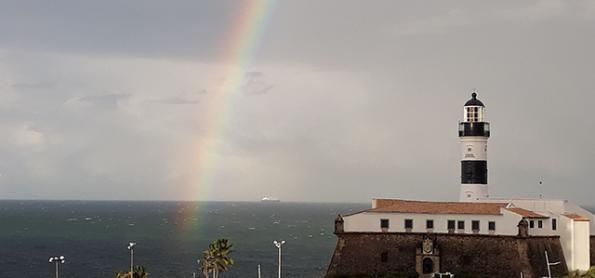 Domingo de pancadas de chuva no Nordeste