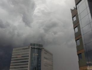 RS_Porto-Alegre-por-André-C.-11-2-19-temporal