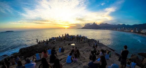 10 destinos no Brasil para viajar com os amigos