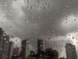 SP_São Paulo por Paula Soares 10-12-19 tarde de chuva