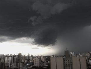 PR_Londrina-por-André-C.---31-1-19---temporal-à-tarde