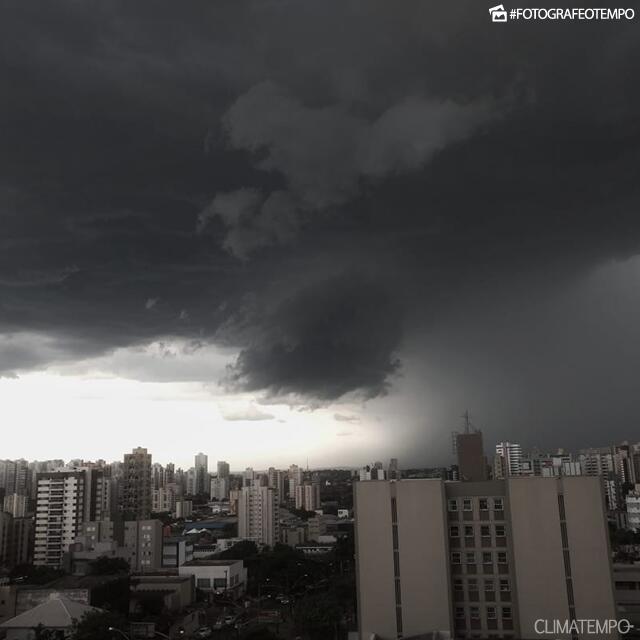 PR_Londrina-por-André-C.---31-1-19---temporal-à-tarde