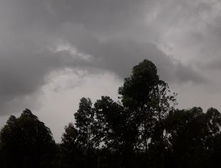 PR_Ponta-por-Grossa-por-Lucas-Smiderle-Varlan-18-9-19-nuvens-de-chuva