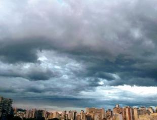 MG_Belo Horizonte por Josi Simões 5-3-2020 nuvens carregadas_post