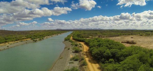 Águas do Projeto São Francisco chegam ao Ceará