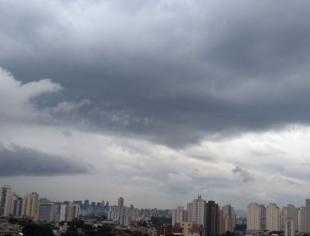 SP_São-Paulo-por-Angela-Ruiz-11-1-18-tarde-de-chuva_3