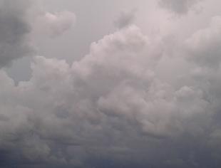 BA_Vitória-da-Conquista-por-Ryan-Carlos-3-1-18-nuvens-de-temporal