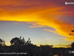 SP_São José do Rio Preto por Michael 19-10-2020 por do sol_capa