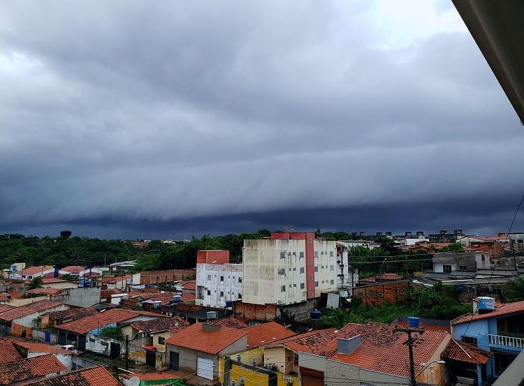 São Luis (MA), por Allison Pires: nuvem de temporal