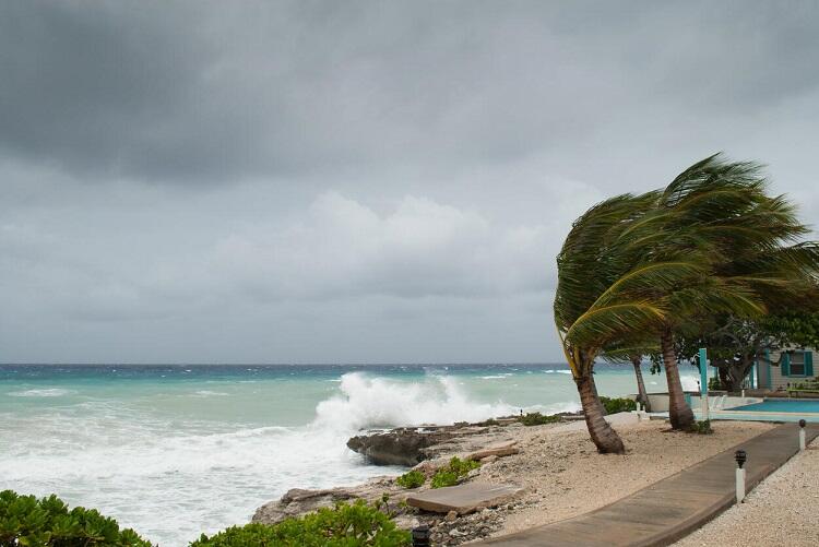 Ciclone deixa mar agitado no Sul e Sudeste do Brasil | Climatempo