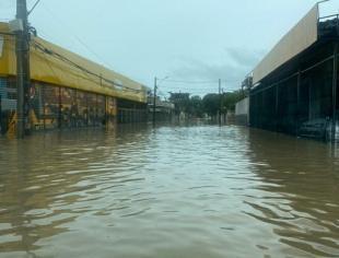N-PE_Recife por Paula Astolpho 14-5-2021 alagamento