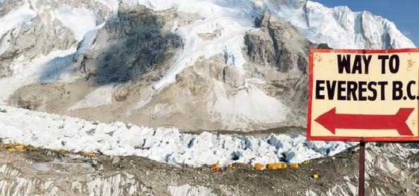 Manual ajuda a promover o turismo sustentável no Monte Everest