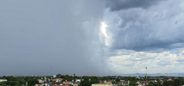 Após temporal, chuva de janeiro supera a média em Cuiabá