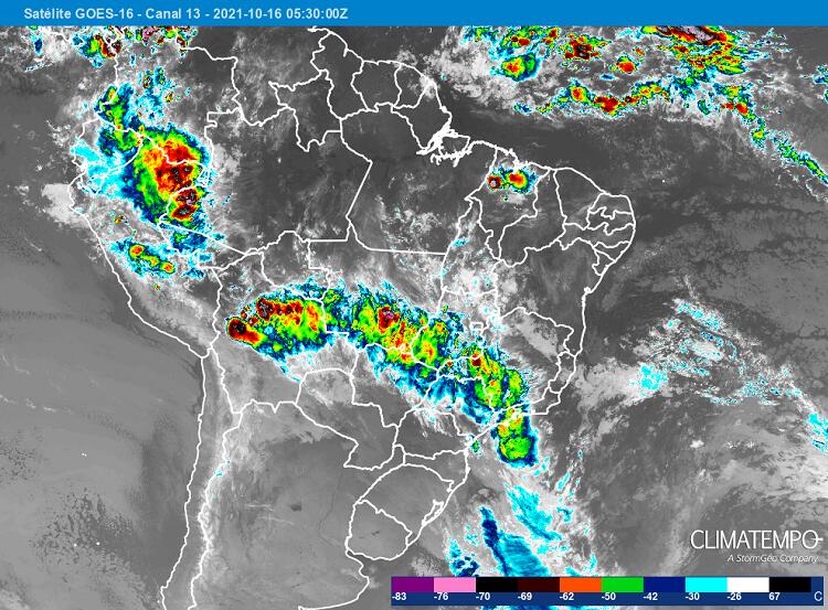 Sábado com muita chuva no Sudeste e no Centro-Oeste