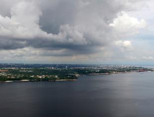 amazon-brazil-picture-id1215547019