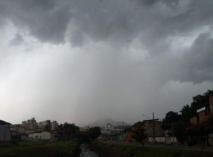 Foto: Coronel Fabriciano MG),  por HVL