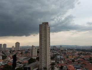 SP_São Paulo por Angela Ruiz - 22-12-2021 - temporal