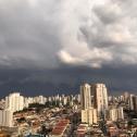 Quinta com chuva forte e chance de recorde de calor em São Paulo