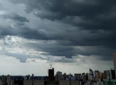 Foto: Londrina (PR), por André C.