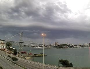 SC_Florianópolis por Climaaovivo - 23-6-2022 - temporal.