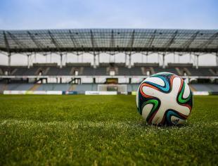 football-ga7f69e442_1280