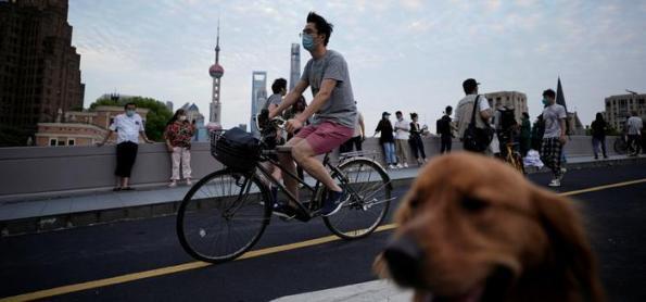 Xangai alivia lockdown após dois meses