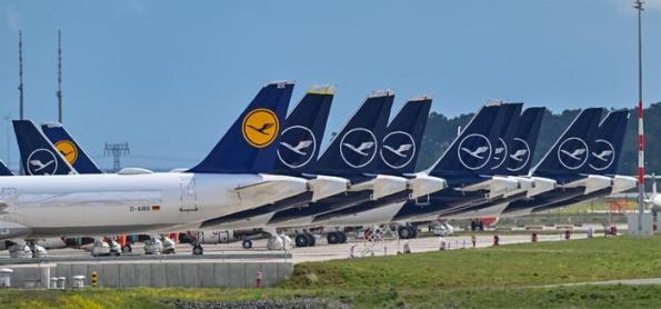 Lufthansa cancela mais de mil voos devido a greve
