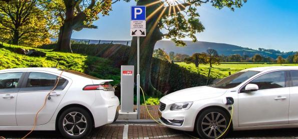 Carros elétricos superam desafios para ampliar vendas globais