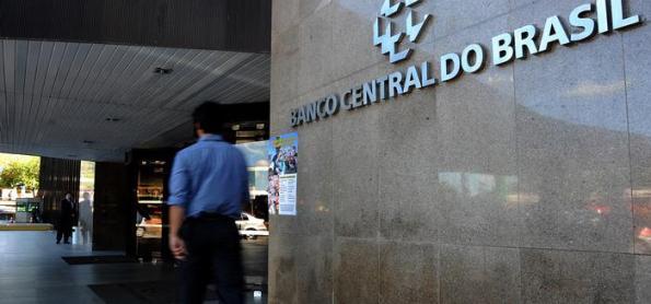 Copom eleva taxa Selic para 13,75% ao ano