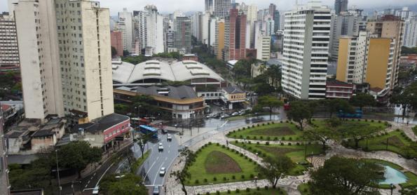Chuva e ventania em Belo Horizonte