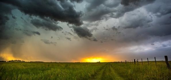 Chuva atrapalha os trabalhos no campo no Paraná