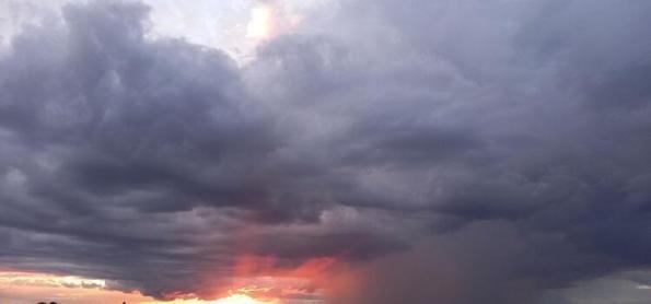 Frente fria provoca chuva em SP, PR e MS