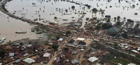 Enchentes na Nigéria deixam mais de 600 mortos