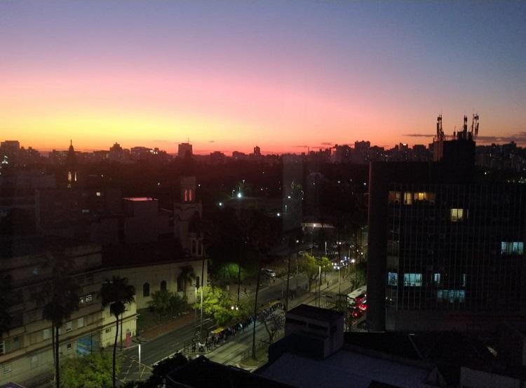 Porto Alegre (RS), por Nelson Moreira em 1/11/2022