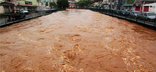 Rio Doce chegou aos 4,41 metros neste mês de dezembro