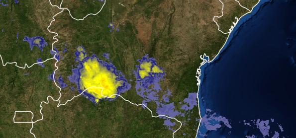 Chuva cai forte no Noroeste de Minas e no Sudoeste da Bahia