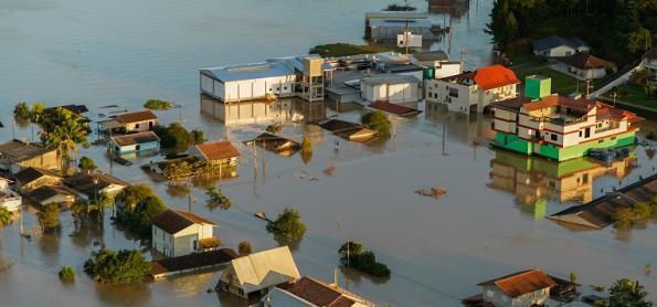 Mais de 100 mm em 24h em Santa Catarina e no Paraná