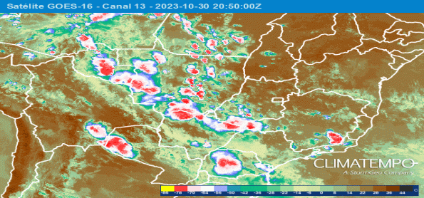Cidade de Mato Grosso tem temporal com rajada de quase 100 km/h