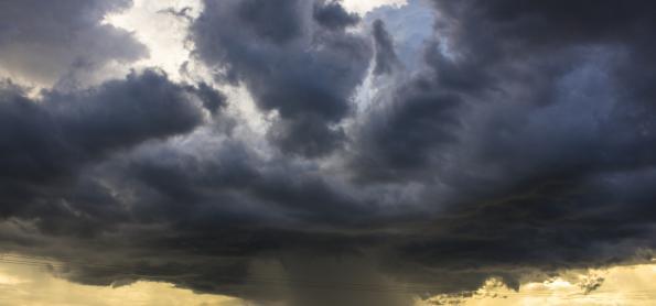 PERIGO: outubro termina com mais chuva no Sul