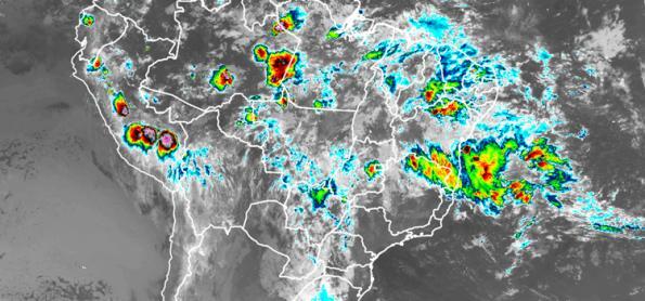 Nuvens muito carregadas espalham temporais no Nordeste