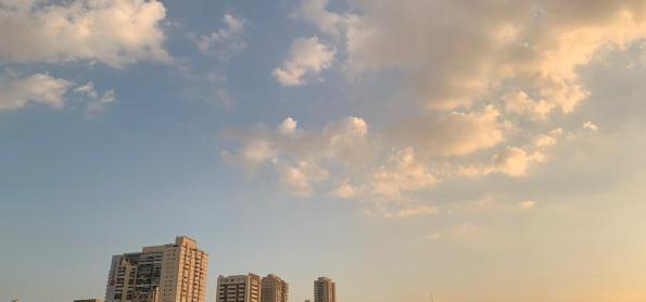 Domingo de sol e ar seco no Brasil 