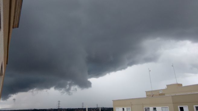 Nuvens muito carregadas em Ribeirão preto (SP)