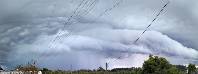 Grande temporal que avançou em Ipiranga PR neste domingo
